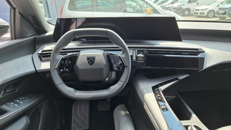 Peugeot 5008, Peugeot 5008 ALLURE Hybrid 145 e-DCS6, barva bílá