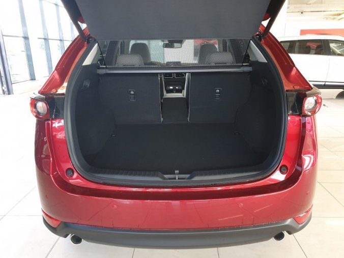 Mazda CX-5, 2.5 Skyactiv-G 194k, barva červená
