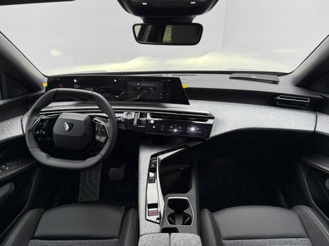 Peugeot 3008, Peugeot 3008 ALLURE Hybrid e-DCS6 1,2, barva šedá