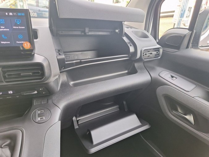 Peugeot Rifter, Peugeot Rifter LONG ALLURE 1.5 BHDi 130k MAN6, barva modrá