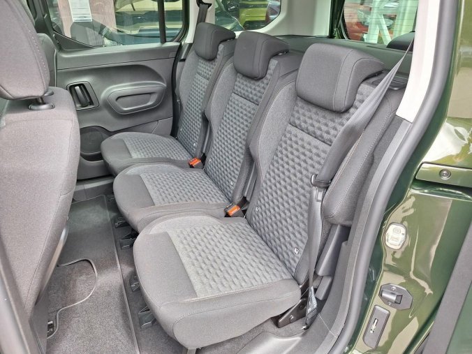 Peugeot Rifter, Peugeot Rifter GT 1.5 BHDi 130K EAT8, barva zelená