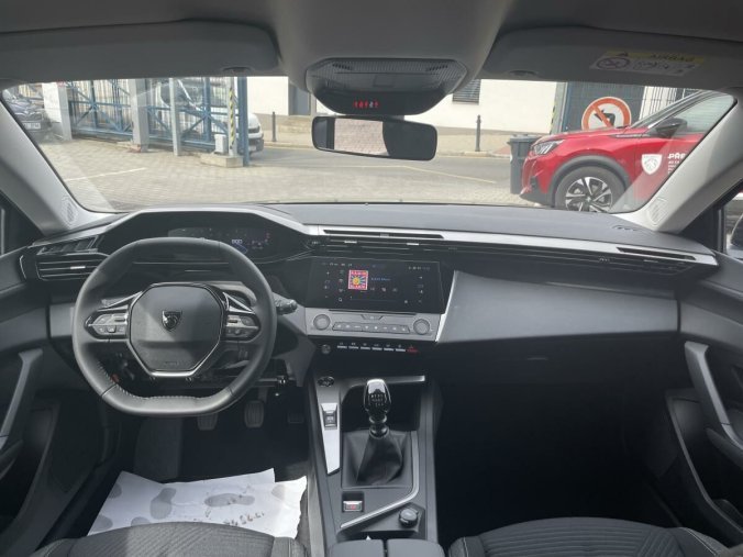 Peugeot 308, Peugeot 308 PureTech 130 S&S EAT8, barva modrá
