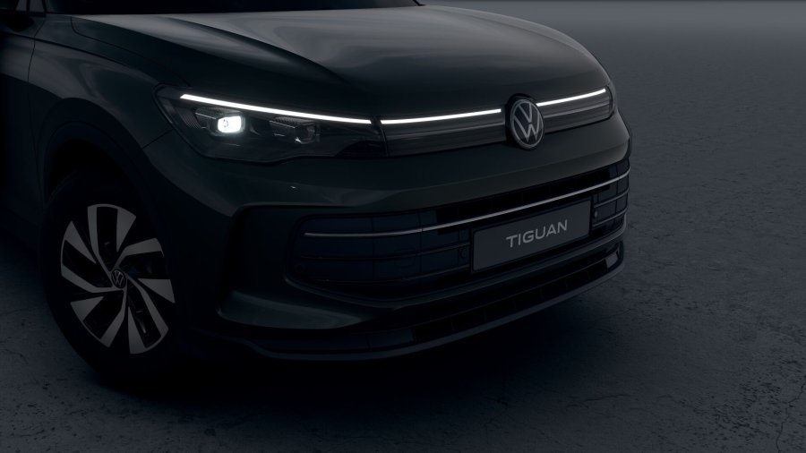 Volkswagen Tiguan, Tiguan People 1,5 eTSI 96 kW mHEV, barva zelená