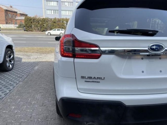 Subaru Ascent, AWD Premier, barva bílá