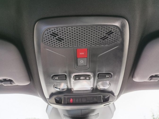 Peugeot 2008, Peugeot 2008 ALLURE PureTech 100 S&S MAN6, barva černá