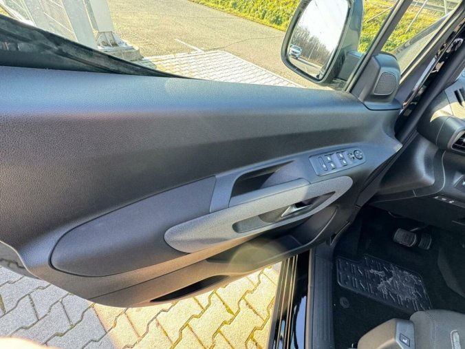 Peugeot Rifter, Peugeot Rifter Long GT BlueHDi 130k EAT8, barva černá