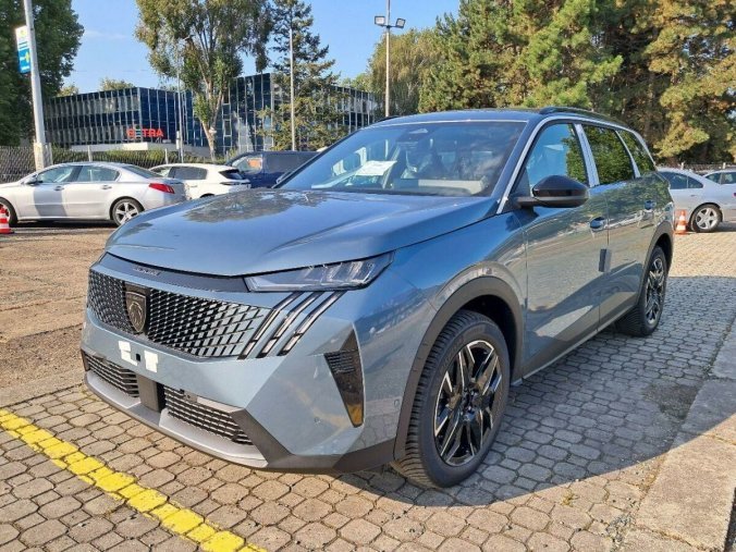 Peugeot 5008, Peugeot 5008 5008 ALLURE Hybrid 145 e-DCS6, barva modrá