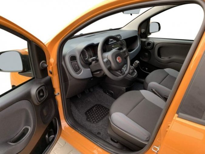 Fiat Panda, 1.2 69k Plus., barva oranžová