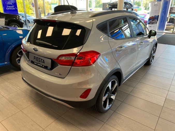 Ford Fiesta, hatchback, Active 5D 1,0 EcoBoost (mHEV) 92 kW / 125 k, barva stříbrná