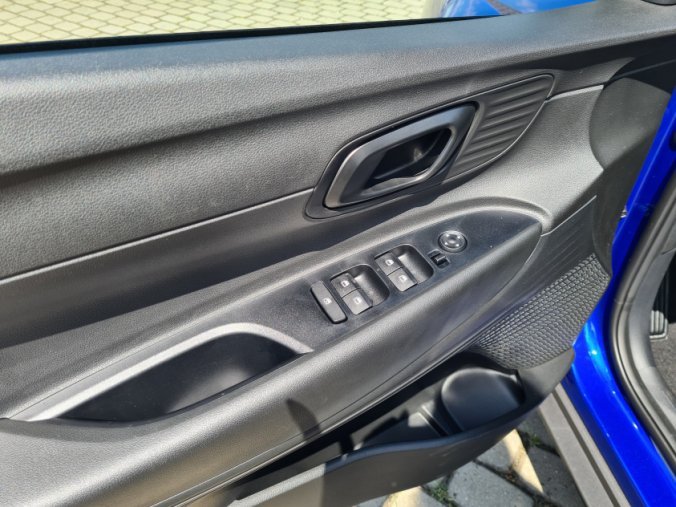 Hyundai Bayon, 1,2 DPI 5 st. manuální, barva modrá