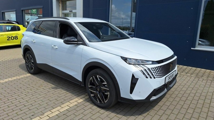Peugeot 5008, Peugeot 5008 ALLURE Hybrid 145 e-DCS6, barva bílá