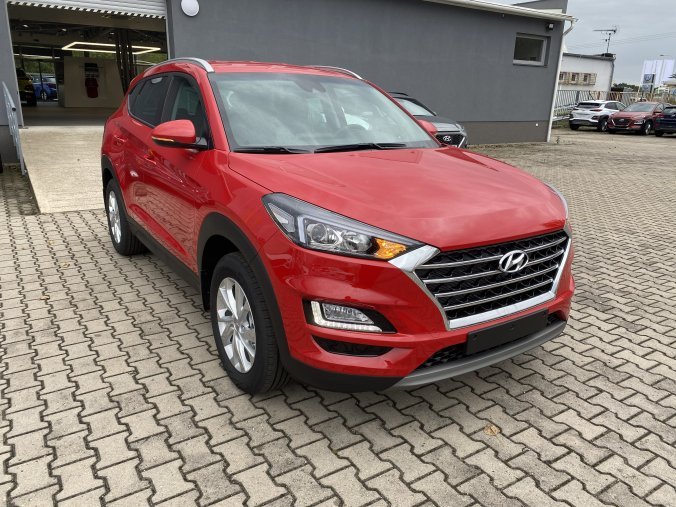 Hyundai Tucson, 1,6 T-GDi 130 kW (95 NAT) 6 st. man, barva červená
