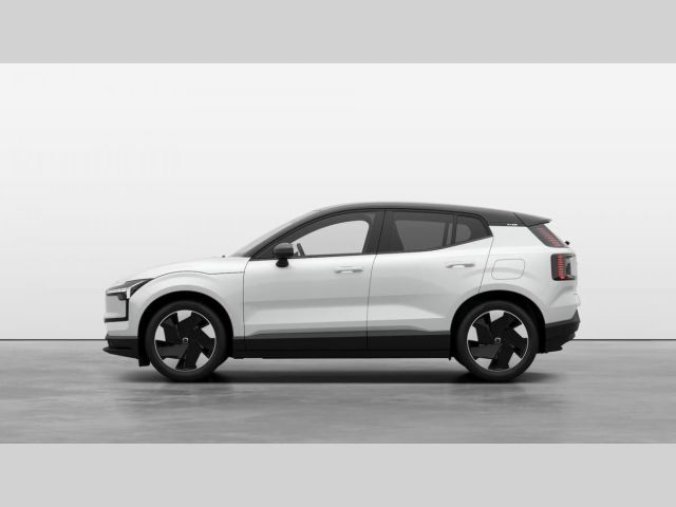Volvo ex30, Twin Motor Performance Plus 42, barva bílá