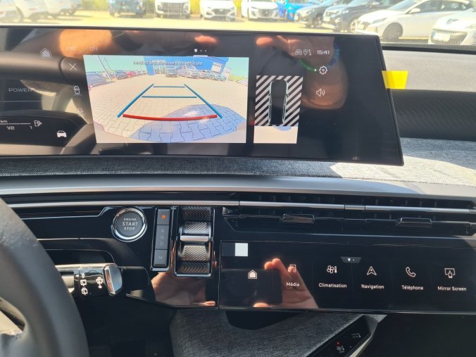 Peugeot 5008, Peugeot 5008 5008 ALLURE Hybrid 145 e-DCS6, barva modrá
