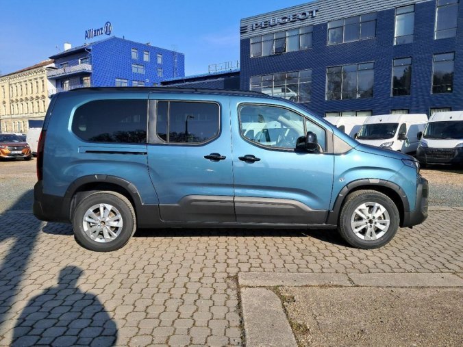 Peugeot Rifter, Peugeot Rifter LONG ALLURE BlueHDi 130 S&, barva modrá