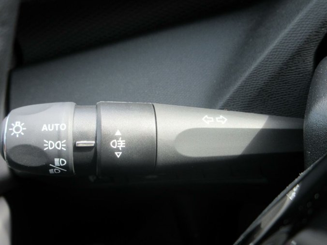 Peugeot 308, Peugeot 308 SW STYLE Hybrid 145 e-DCS6, barva šedá