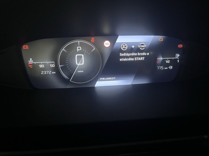 Peugeot 408, Peugeot 408 ALLURE Hybrid 136 e-DCS6, barva modrá