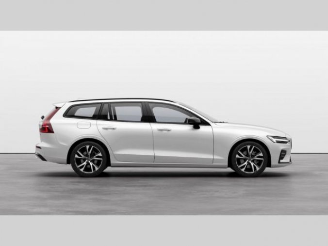 Volvo V60, B4 2.0L 197+14 HP AT7 FWD PLUS, barva bílá