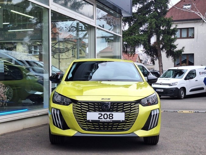 Peugeot 208, Peugeot 208 ALLURE Hybrid 110 e-DCS6, barva žlutá