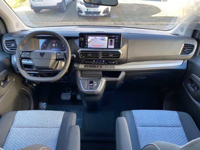 Peugeot Traveller, Peugeot Traveller Active Standard 2.0 BlueHDi 180 EAT8 - 5476, barva šedá