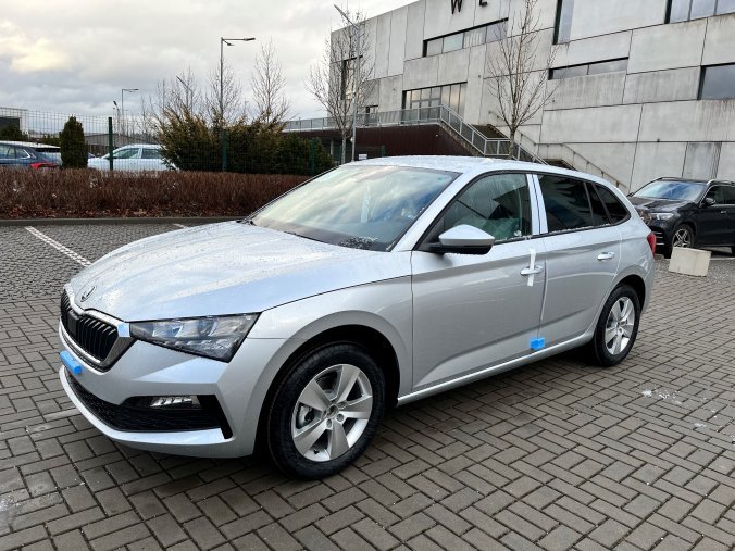 Škoda Scala, 1,0 TSI 81 KW 6-stup. mech., barva stříbrná