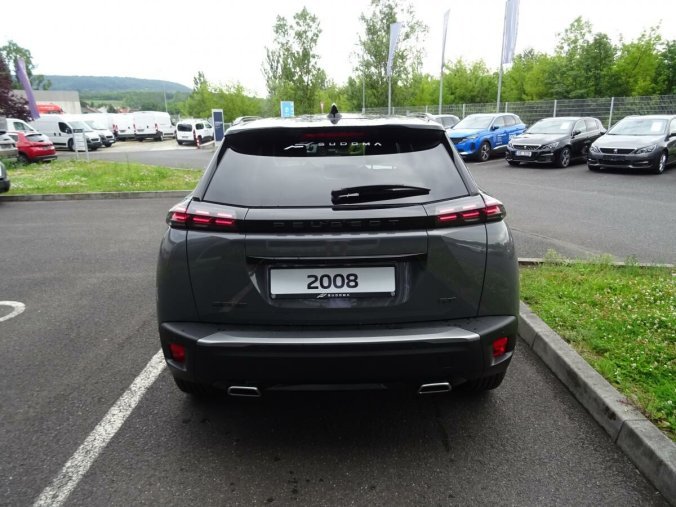 Peugeot 2008, Peugeot 2008 GT PureTech 130k EAT8, barva šedá