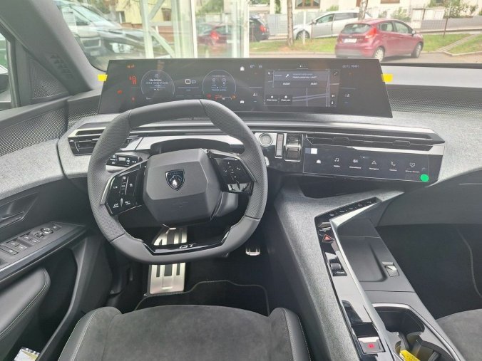 Peugeot 3008, Peugeot 3008 GT Hybrid 136 e-DCS6, barva šedá