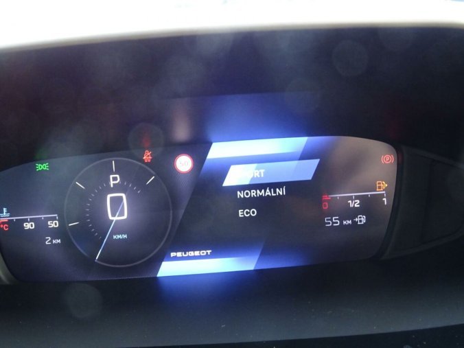 Peugeot 408, Peugeot 408 ALLURE Hybrid 145k e-DCS6, barva šedá