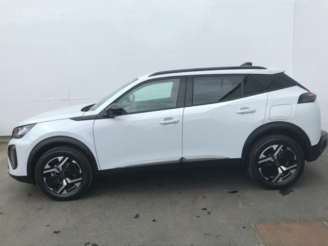 Peugeot 2008, Peugeot 2008 ALLURE Hybrid  136 e-DCS6, barva bílá