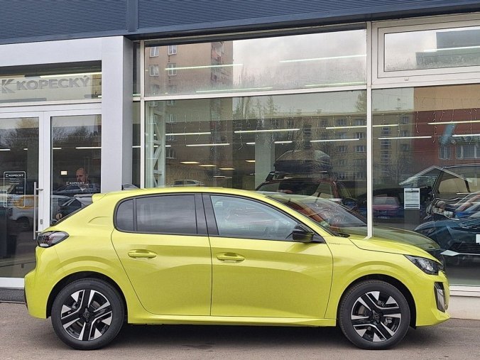 Peugeot 208, Peugeot 208 ALLURE Hybrid 110 e-DCS6, barva žlutá