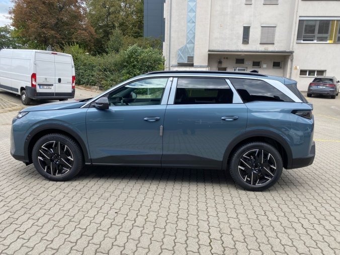 Peugeot 5008, Peugeot 5008 BUSINESS Hybrid 145 e-DCS6 - 6775, barva šedá
