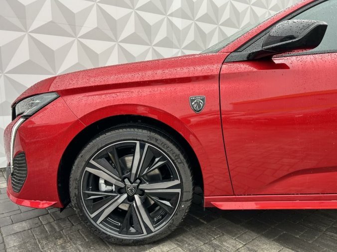 Peugeot 308, Peugeot 308 SW GT 1.5BlueHDi 130 EAT8, barva červená