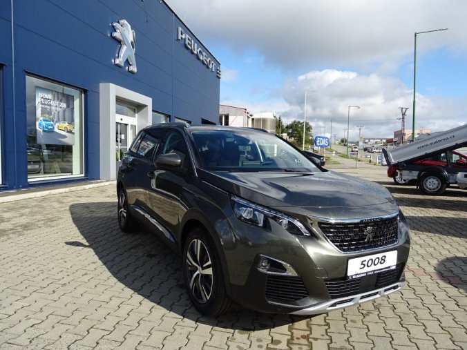 Peugeot 5008, ALLURE 1.5 BlueHDi 130 MAN6, barva šedá