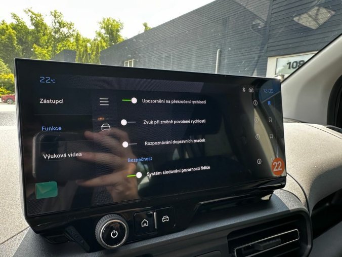 Peugeot Rifter, Peugeot Rifter GT BlueHDi 130 S&S EAT8, barva bílá