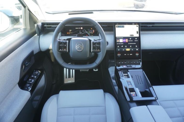 Citroën C5 Aircross, MAX Hybrid 145k Automatic, barva červená