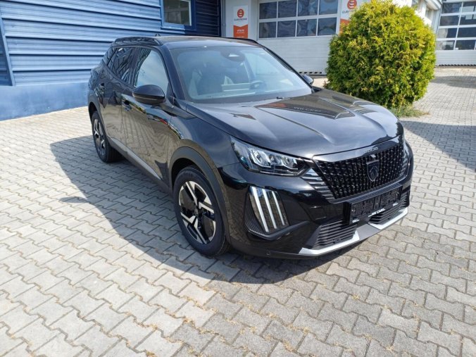 Peugeot 2008, Peugeot 2008 ALLURE 1.2 PureTech 100k, barva černá