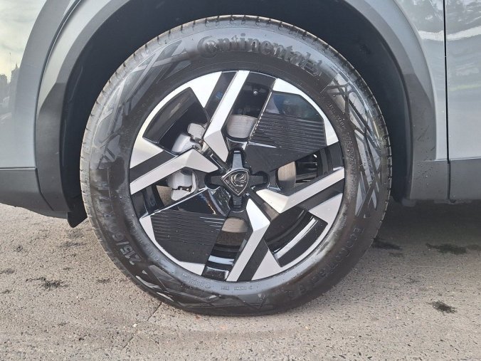 Peugeot 2008, Peugeot 2008 ALLURE 1.2 PT 130k EAT8, barva šedá