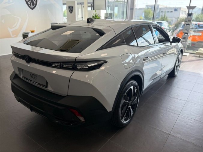 Peugeot 408, Peugeot 408 1,2 Hybrid 136 e-DCS6  ALLURE, barva bílá