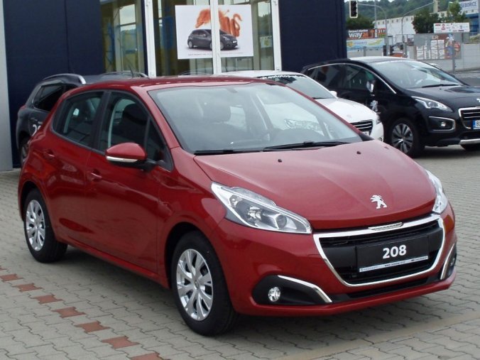 Peugeot 208, 5dv. ACTIVE 1,2PureTech 82k - HOTOVOST, barva červená