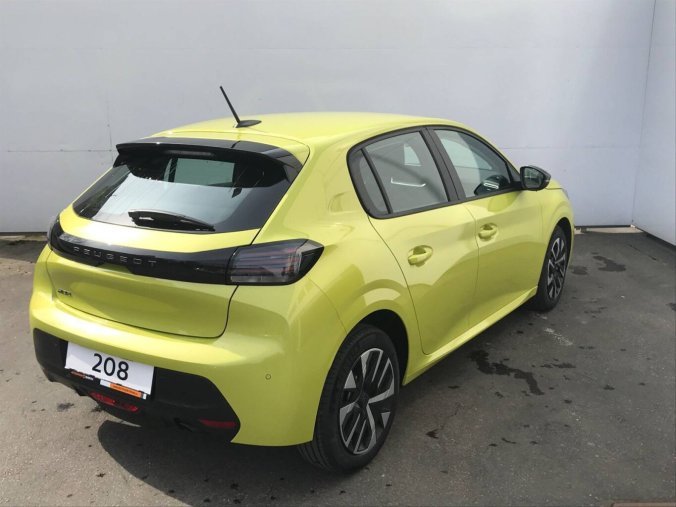 Peugeot 208, Peugeot 208 STYLE S&S MAN6 1,2 PureTech, barva žlutá