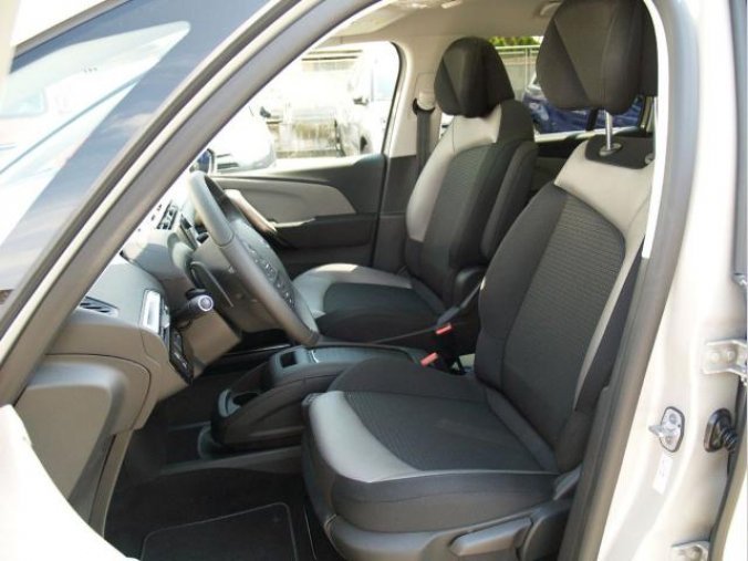 Citroën Grand C4 Spacetourer, Shine Pack 1,5BHDi 130 EAT8, barva béžová