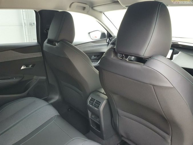 Peugeot 308, Peugeot 308 SW ALLURE BlueHDi 130 S&S EAT8, barva bílá