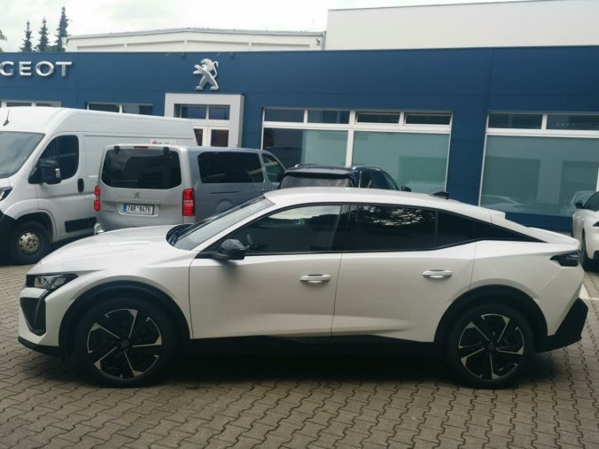 Peugeot 408, Peugeot 408 ALLURE Plug-in HYBRID 225 e-EA, barva oranžová