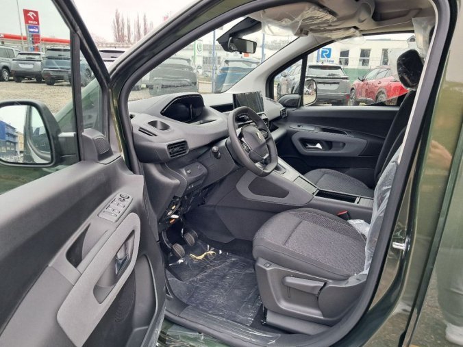 Peugeot Rifter, Peugeot Rifter LONG ALLURE BlueHDi 130 S&, barva zelená