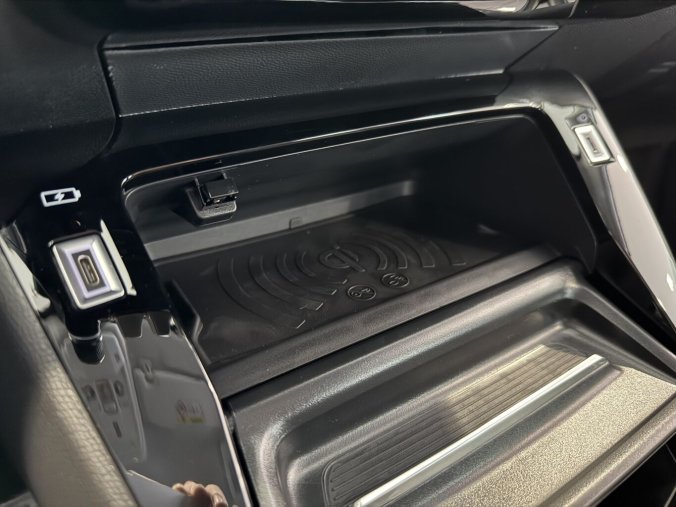 Peugeot 208, Peugeot 208 ALLURE, 100k, Paket Access, barva šedá