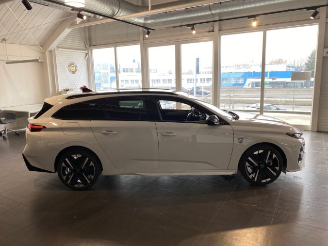 Peugeot 308, Peugeot 308 SW GT BlueHDi 130 EAT8 - 3436, barva bílá