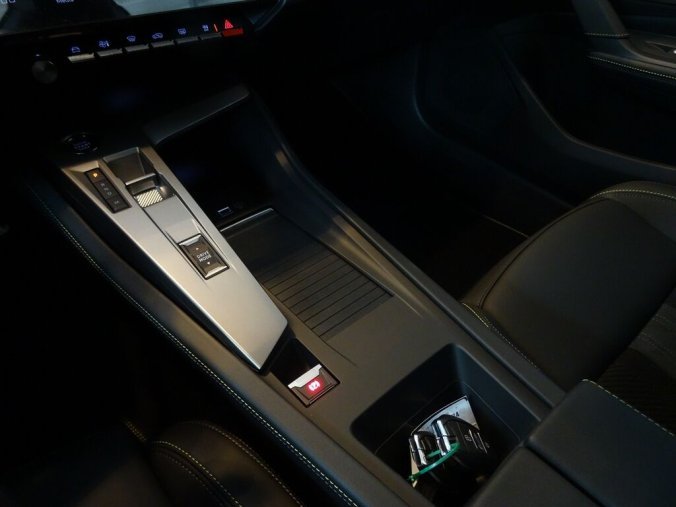 Peugeot 308, Peugeot 308 SW GT PureTech 130 S&S EAT8, barva šedá