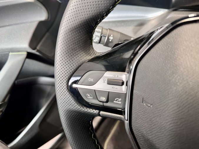 Peugeot 408, Peugeot 408 GT Hybrid, Visiopark 3, Panorama, barva šedá