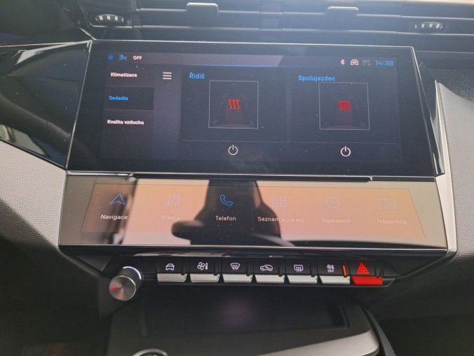 Peugeot 408, Peugeot 408 ALLURE Hybrid 145 e-DCS6, barva modrá