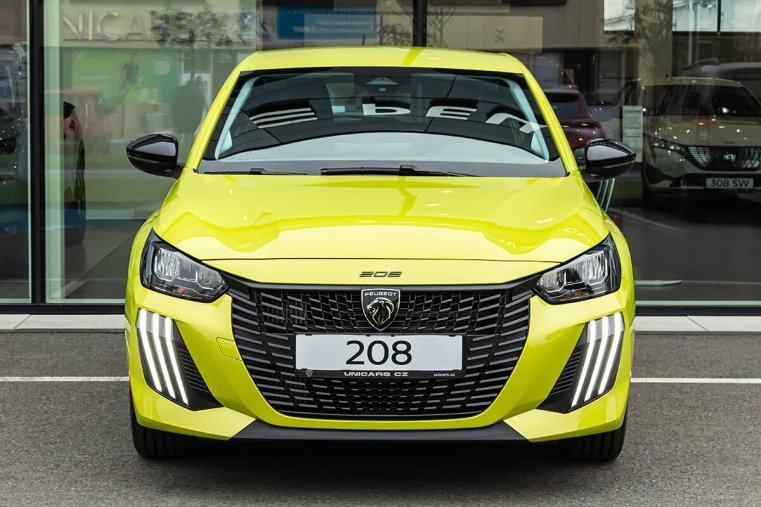 Peugeot 208, Peugeot 208 1,2 STYLE PureTech 100 S&S MAN, barva žlutá